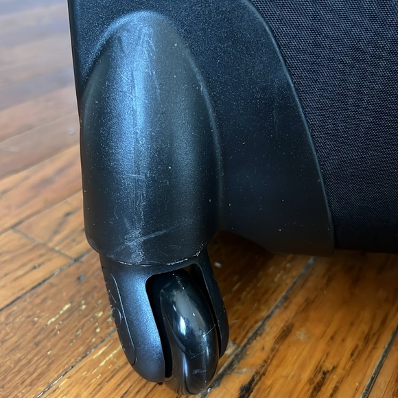 Kipling Darcey Small Carry-On Rolling Luggage Black - NWT - Picture 11 of 11